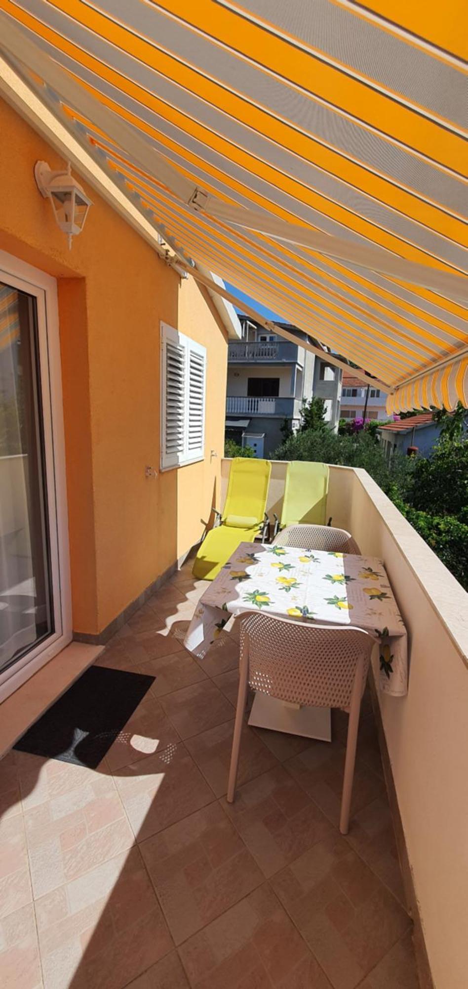 Apartments Anka Винишче Экстерьер фото